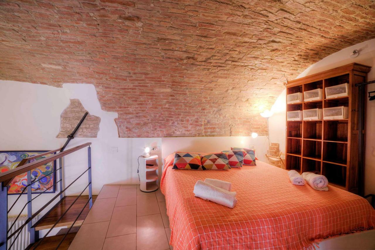 Stilnuovo Charming Apartment In Siena'S Historic Center, Very Close To Piazza Del Campo Экстерьер фото