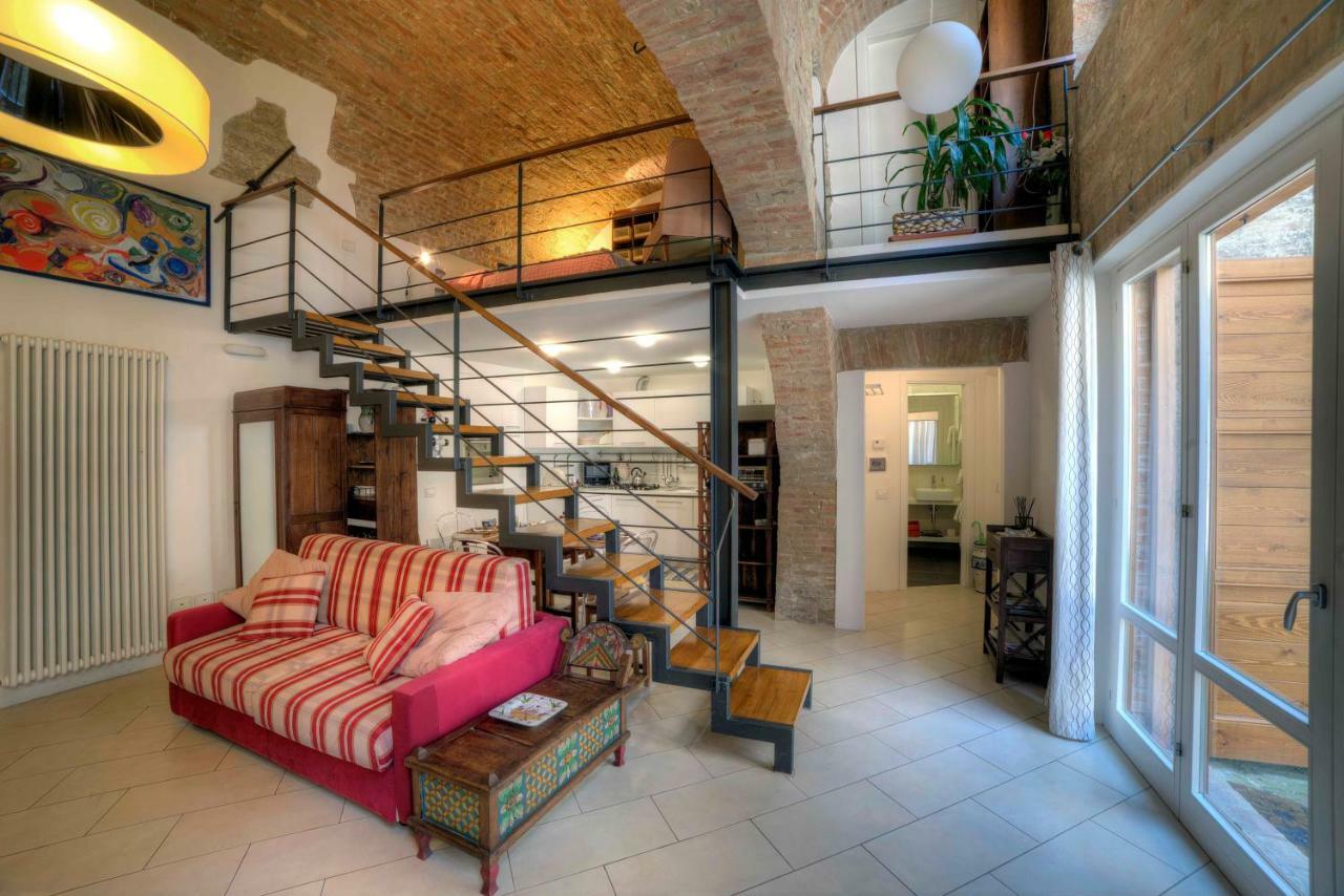 Stilnuovo Charming Apartment In Siena'S Historic Center, Very Close To Piazza Del Campo Экстерьер фото