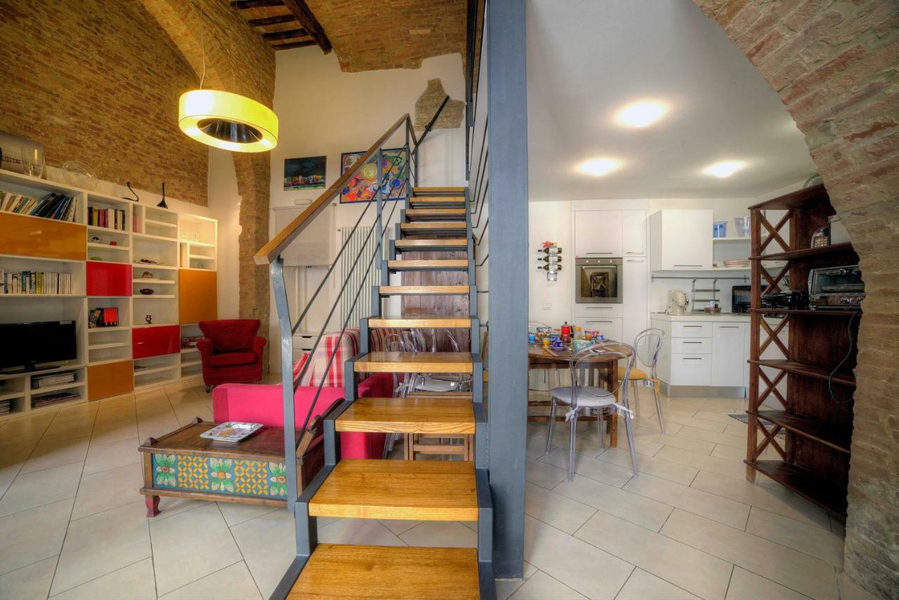 Stilnuovo Charming Apartment In Siena'S Historic Center, Very Close To Piazza Del Campo Экстерьер фото